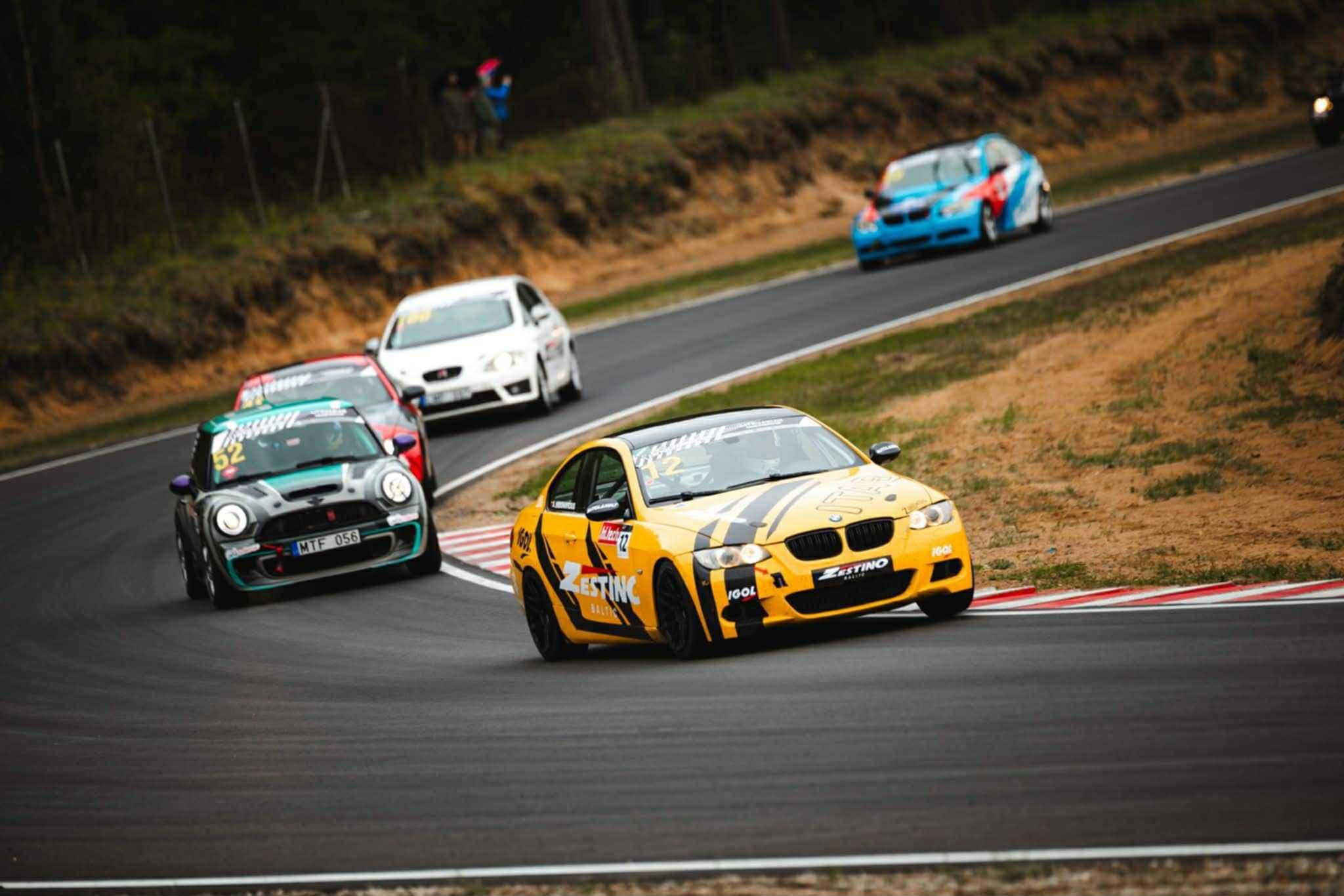 BMW 325i Cup